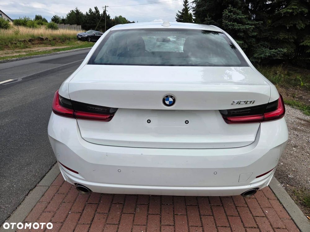 BMW Seria 3 320i GPF - 3