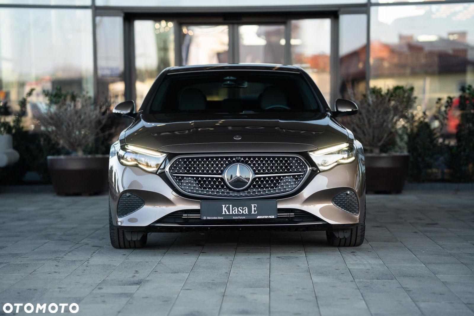Mercedes-Benz Klasa E - 2
