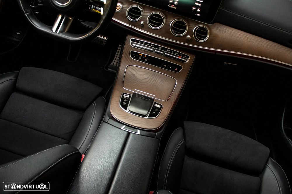 Mercedes-Benz E 300 de 4Matic T 9G-TRONIC Night Edition - 38