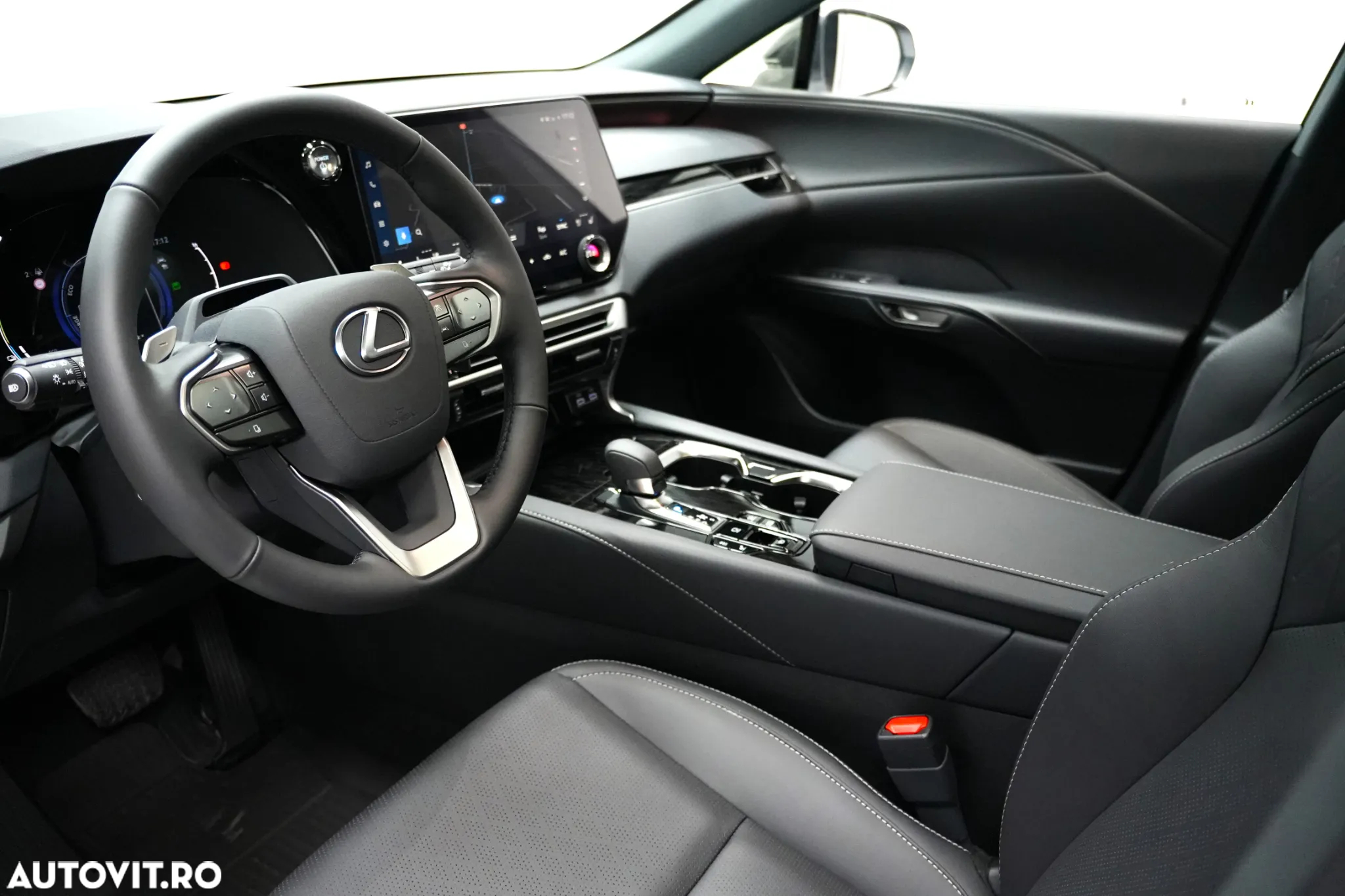 Lexus Seria RX - 12