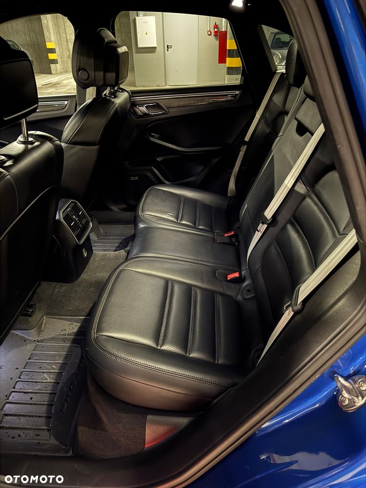 Porsche Macan - 13