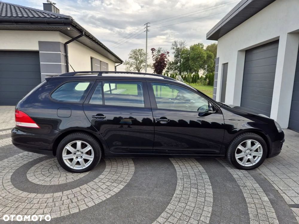 Volkswagen Golf - 5