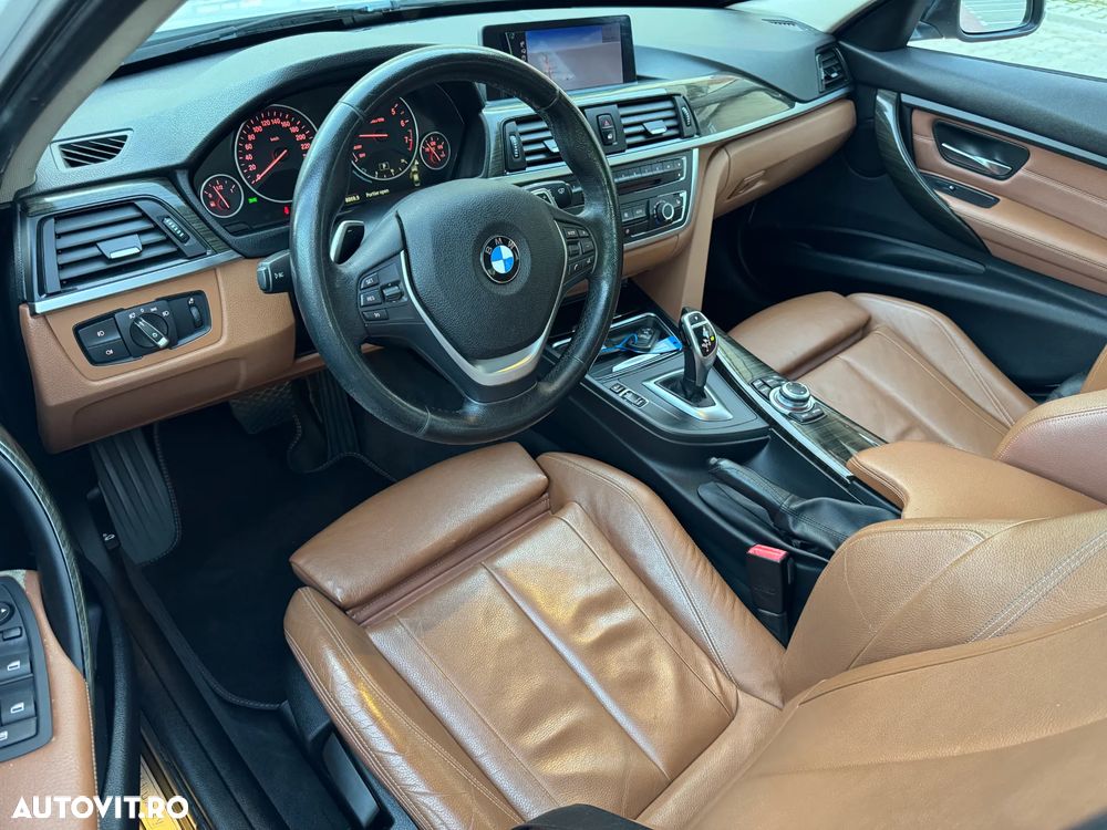 BMW Seria 3 320i Aut. Luxury Line - 11