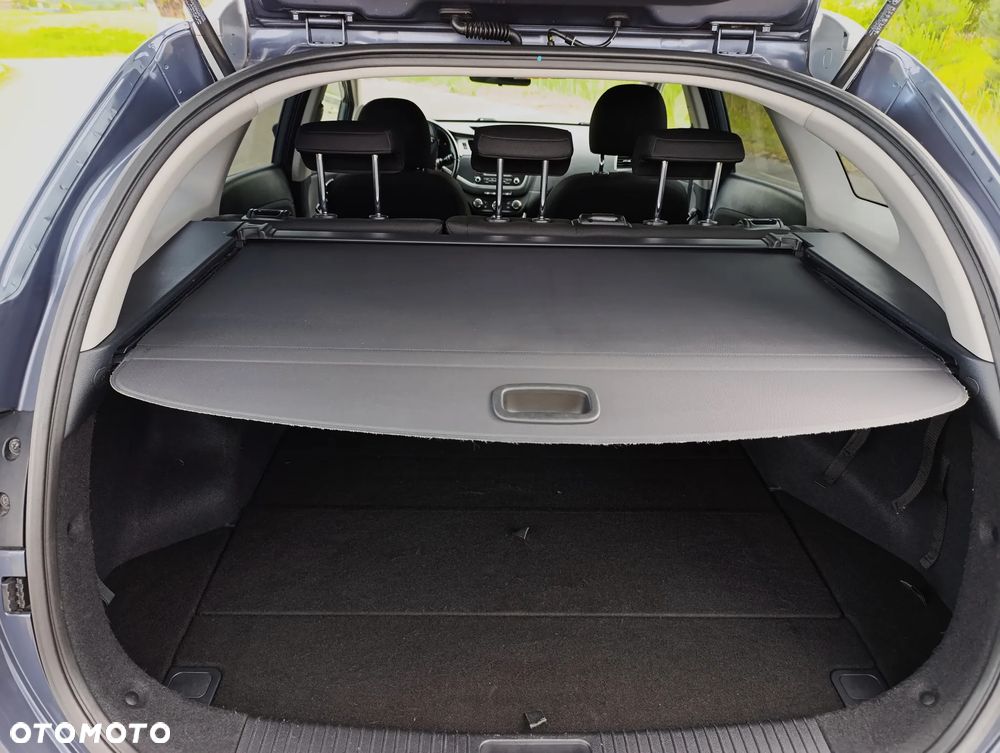 Kia Ceed 1.6 GDI Dream Team Edition - 29