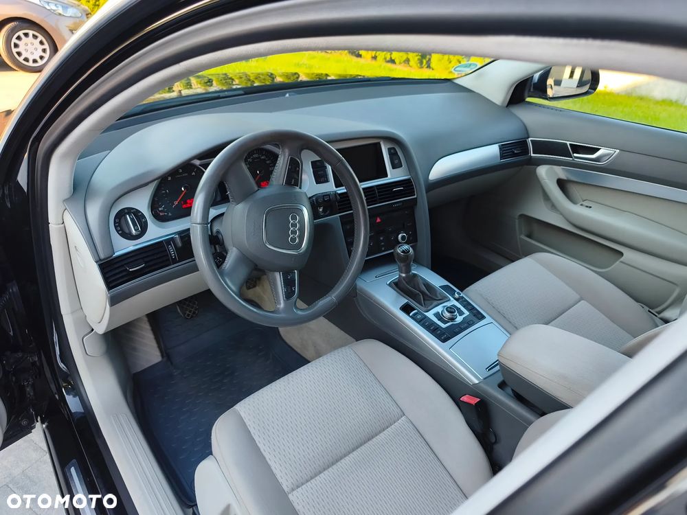 Audi A6 Avant 2.0 TDI - 22