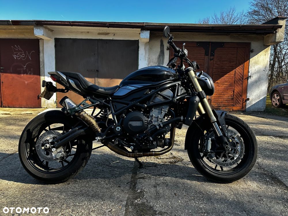 Benelli 752 S - 1