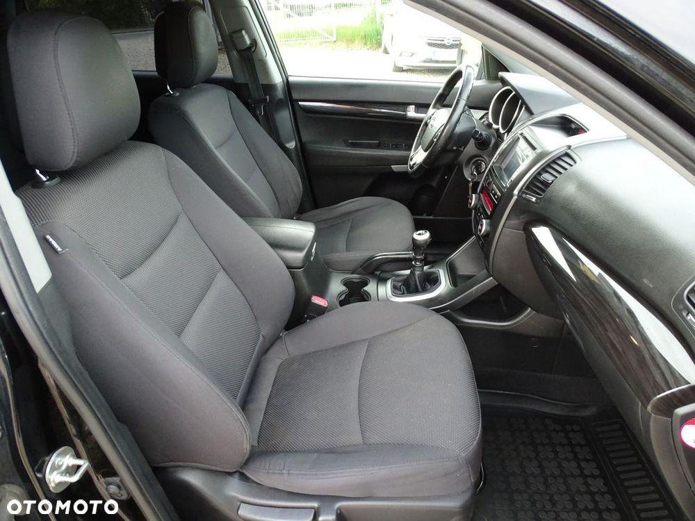 Kia Sorento - 13