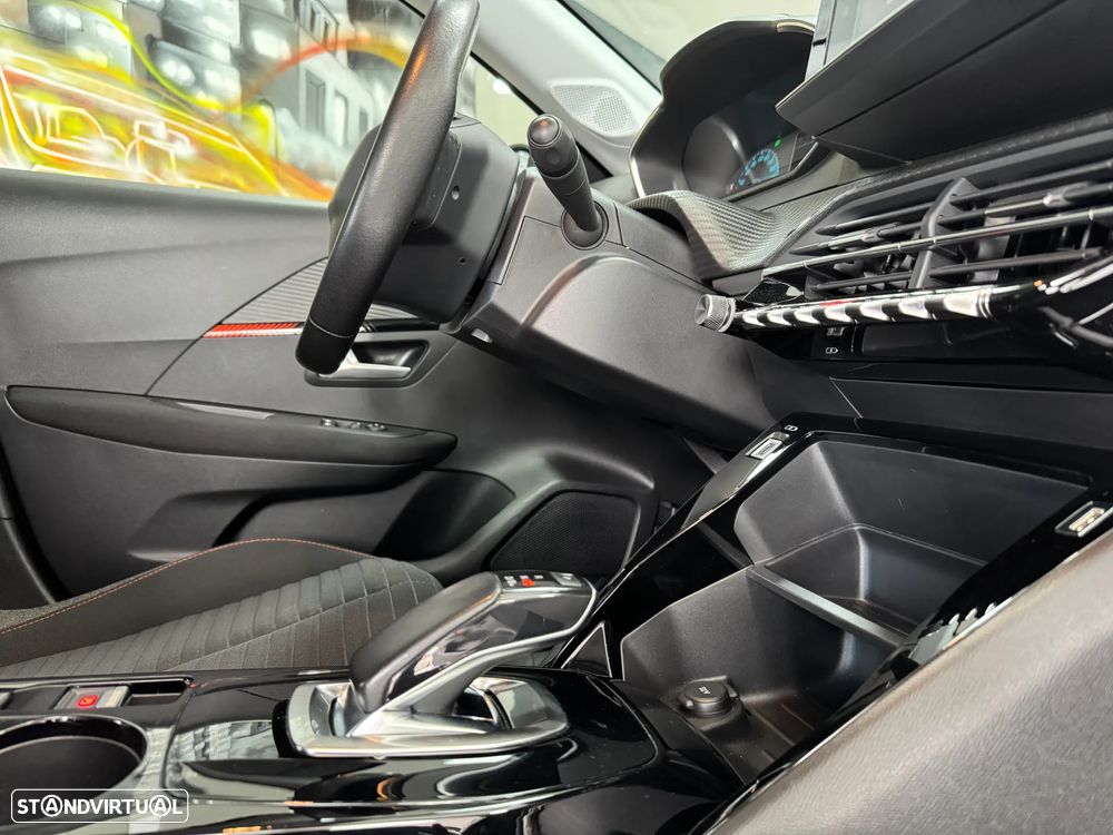 Peugeot e-208 50 kWh Active Pack - 17