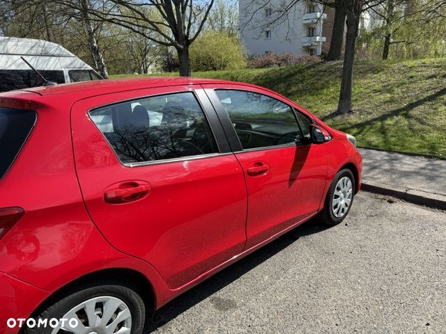 Toyota Yaris 1.33 Luna - 24