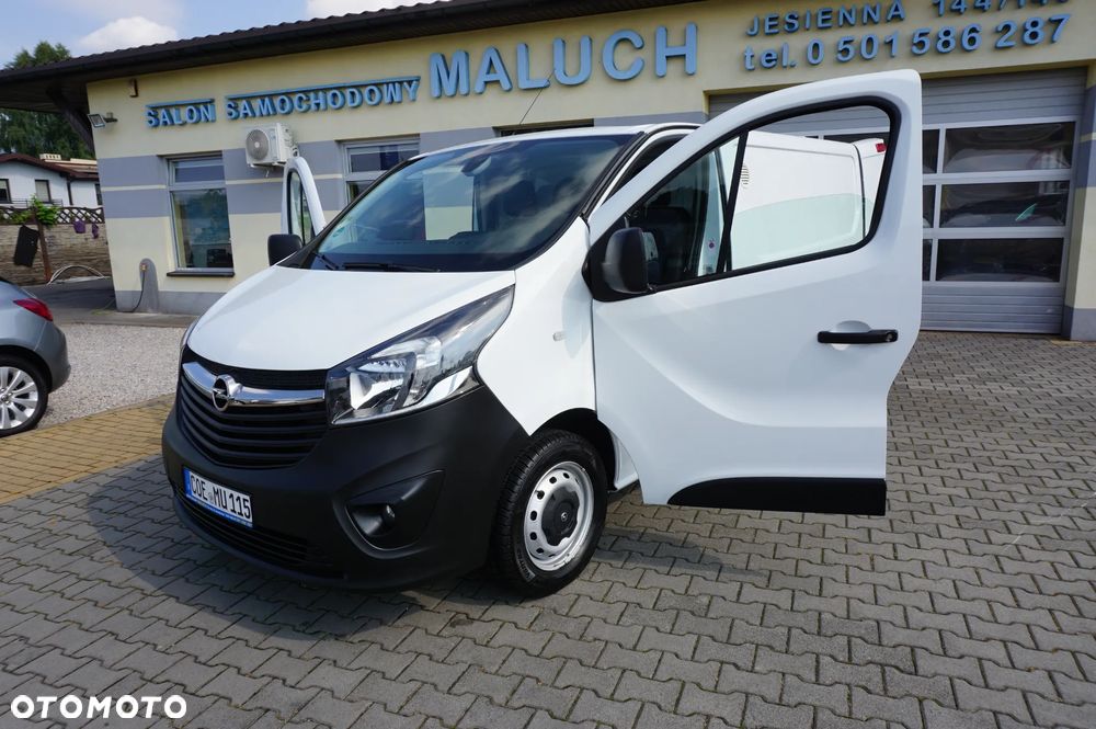 Opel Vivaro - 10