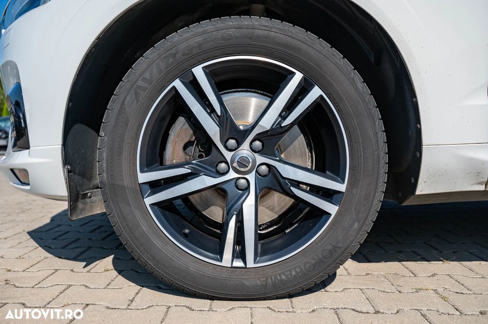 Volvo XC 60 D4 Geartronic RDesign - 14