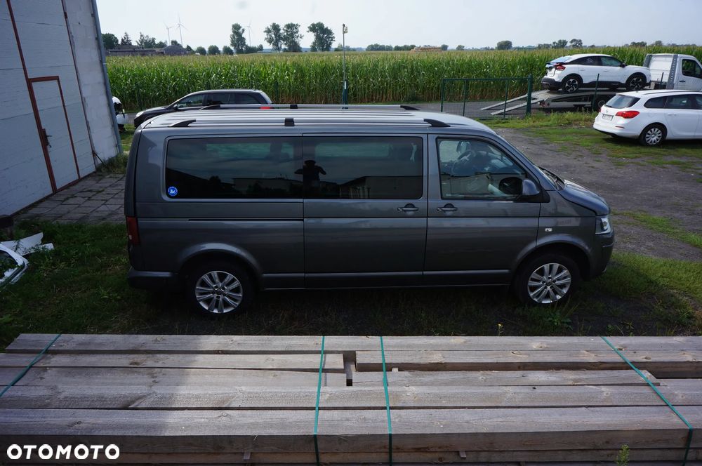 Volkswagen Multivan - 5