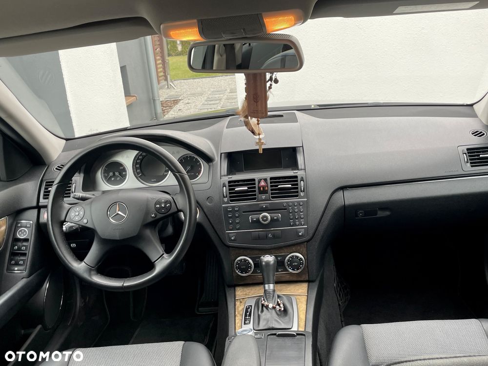 Mercedes-Benz Klasa C 200 Kompressor Automatik Avantgarde - 33