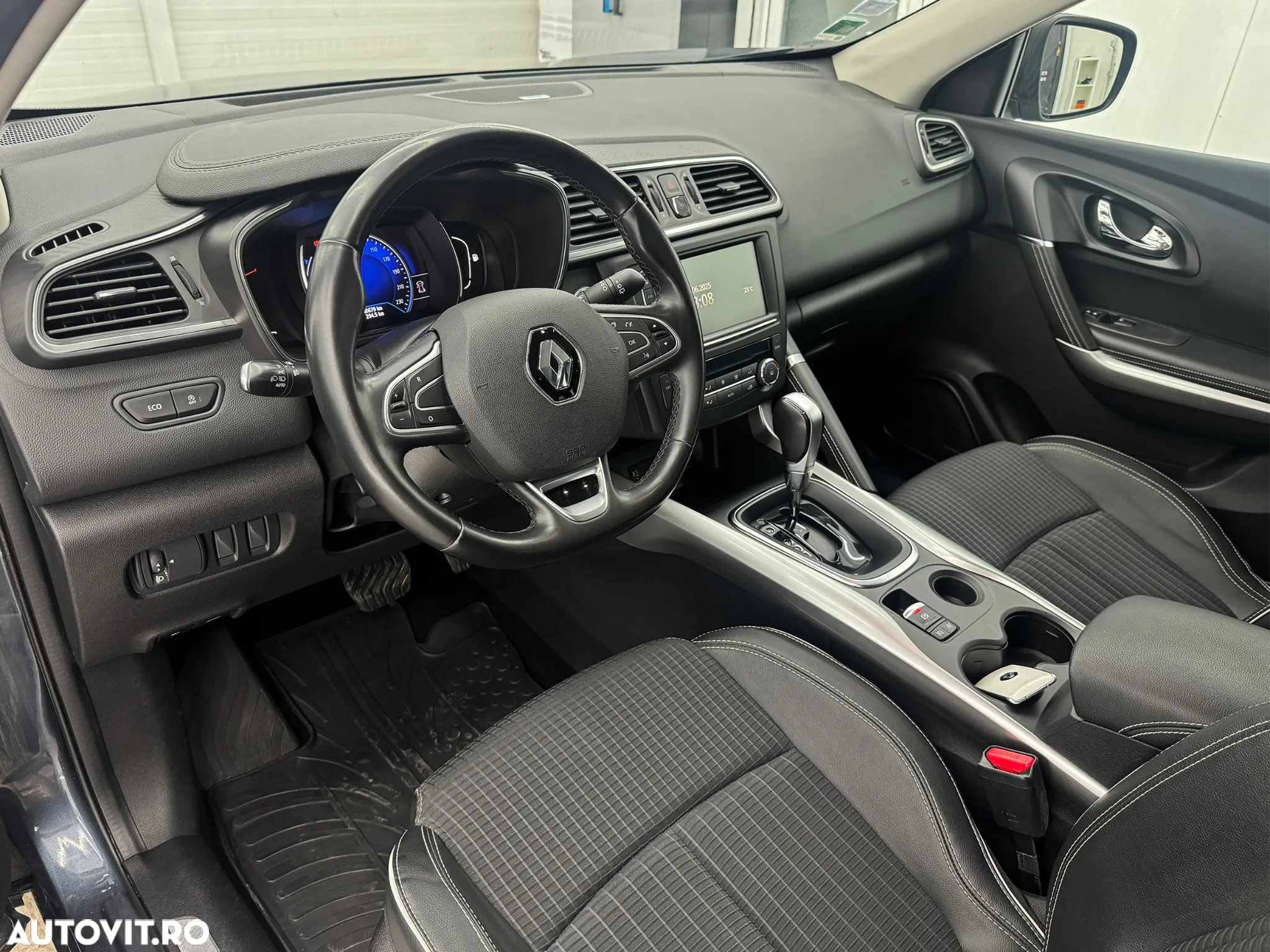 Renault Kadjar Energy dCi 130 X-tronic Bose Edition - 11