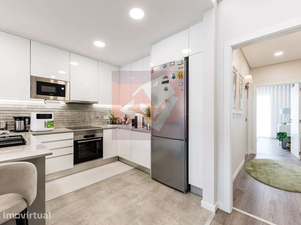Apartamento T2 mobilado em Casal de Cambra - Grande imagem: 2/60
