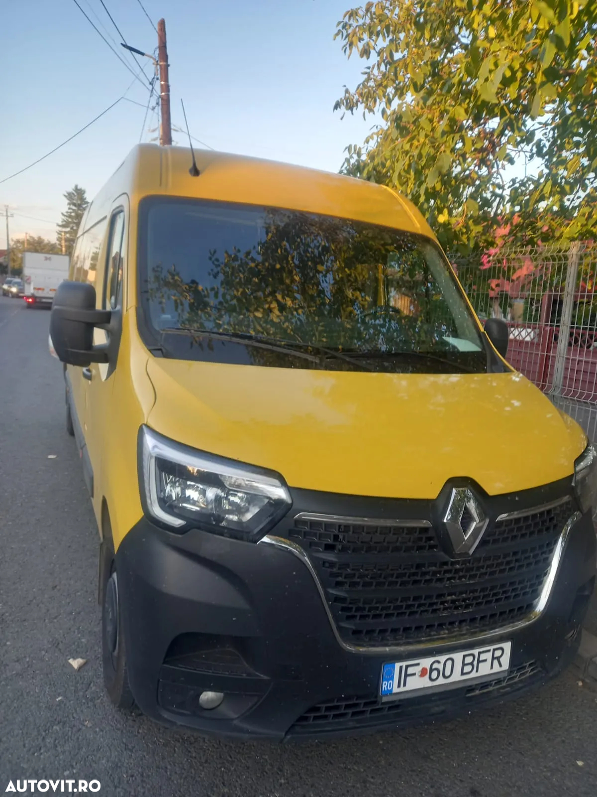 Renault Master 2.3 dCi 130 Furgon Cabina Dubla L3H2 3,5t 6+1 8,83 m3 - 4