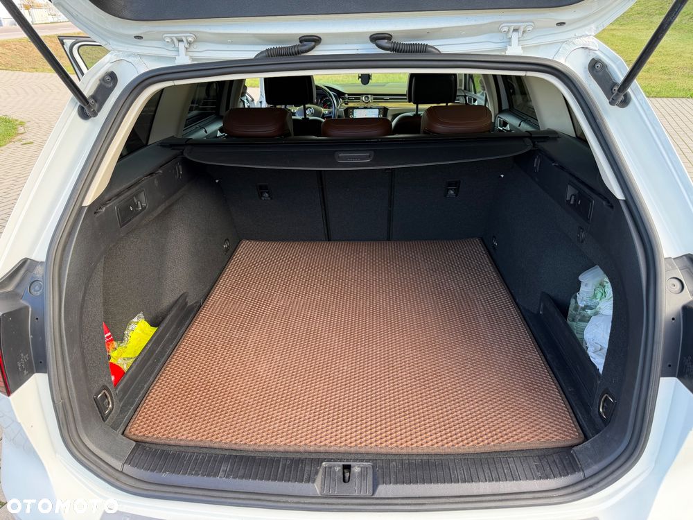 Volkswagen Passat 2.0 TDI BMT Highline DSG - 18