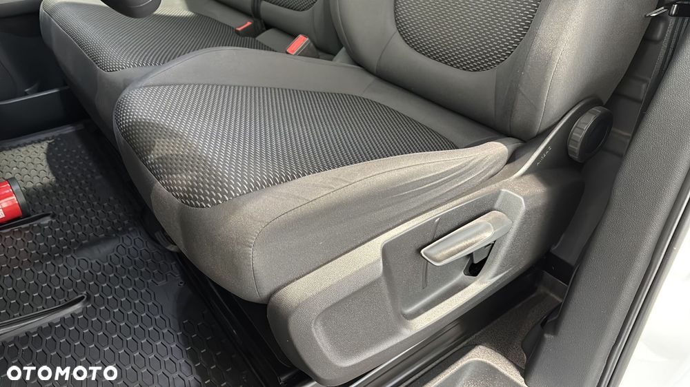 Volkswagen ID. Buzz - 13