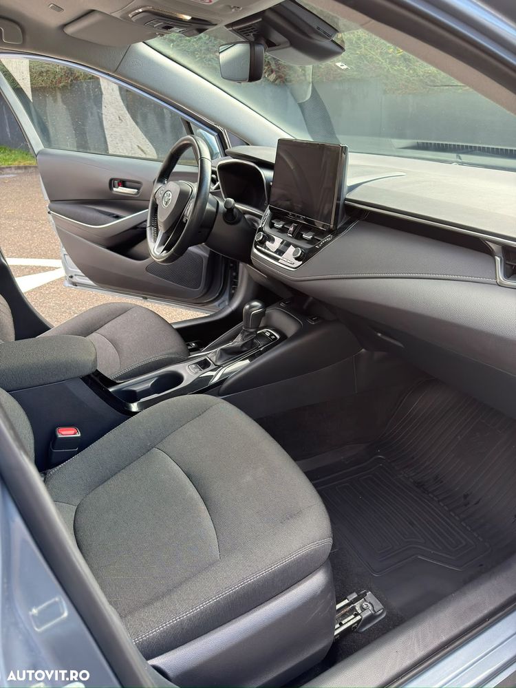 Toyota Corolla - 11
