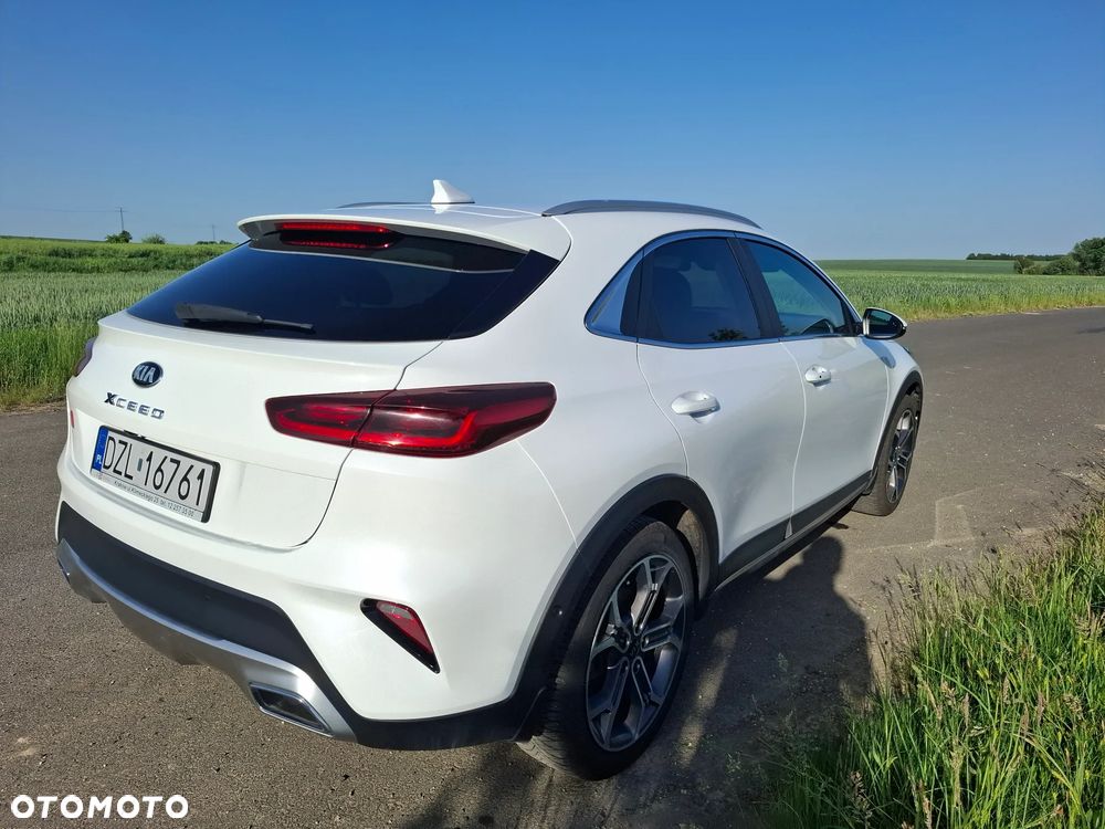 Kia XCeed 1.6 CRDi mHEV L Business Line DCT - 6