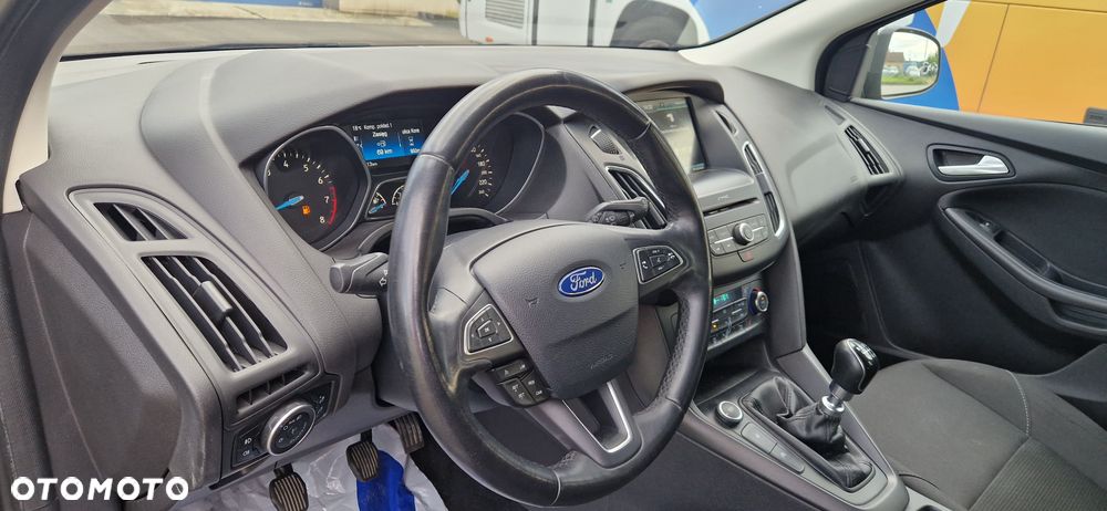 Ford Focus 1.0 EcoBoost SYNC Edition ASS - 8