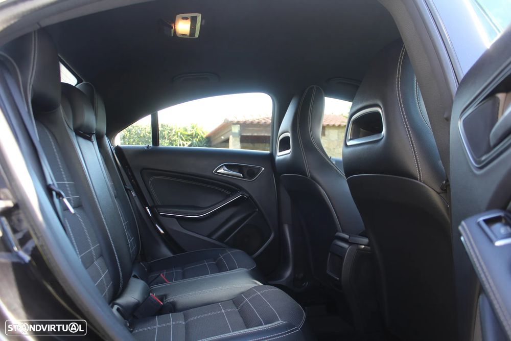 Mercedes-Benz CLA 200 CDi Urban - 23