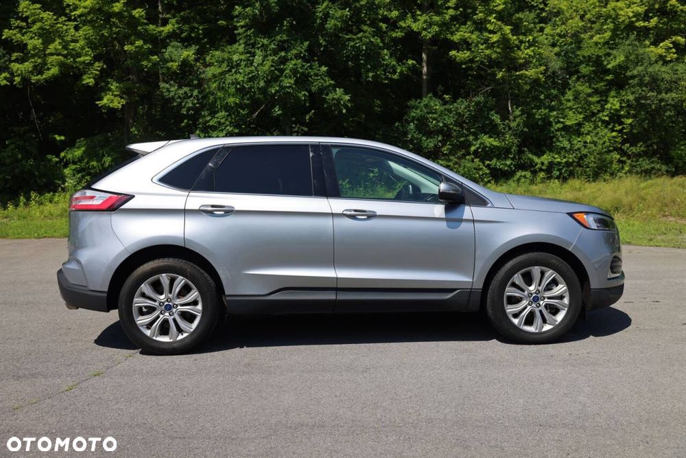 Ford Edge - 9