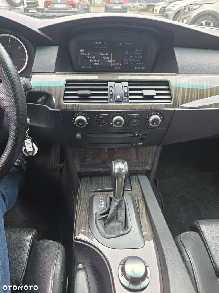 BMW Seria 5 - 15
