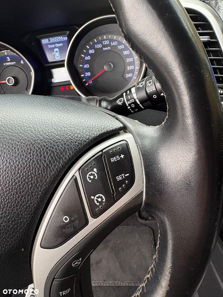 Hyundai i30 i30cw 1.6 CRDi Intro Edition - 16