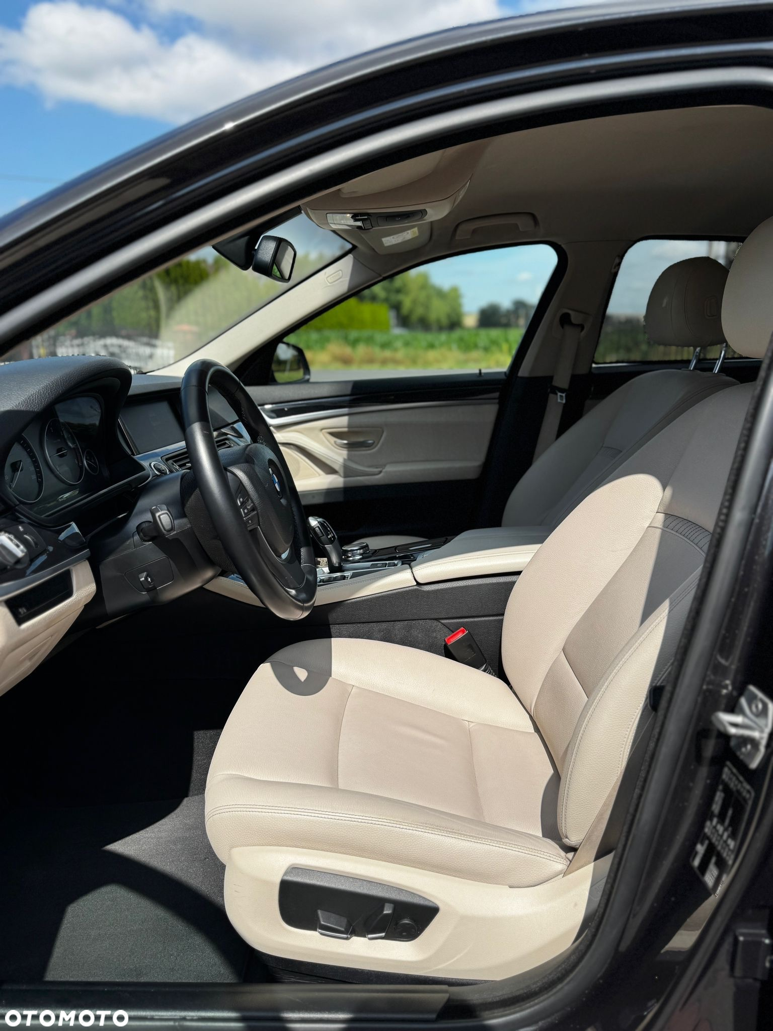 BMW Seria 5 518d Luxury Line - 3