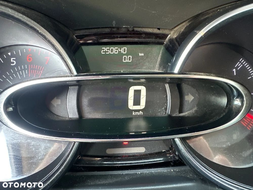 Renault Clio 1.2 16V Alize - 18