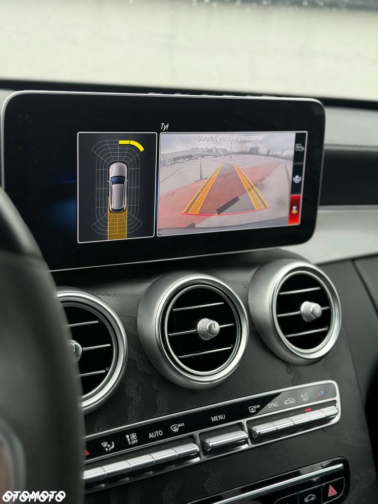 Mercedes-Benz Klasa C 220 d 4MATIC 9G-TRONIC - 17