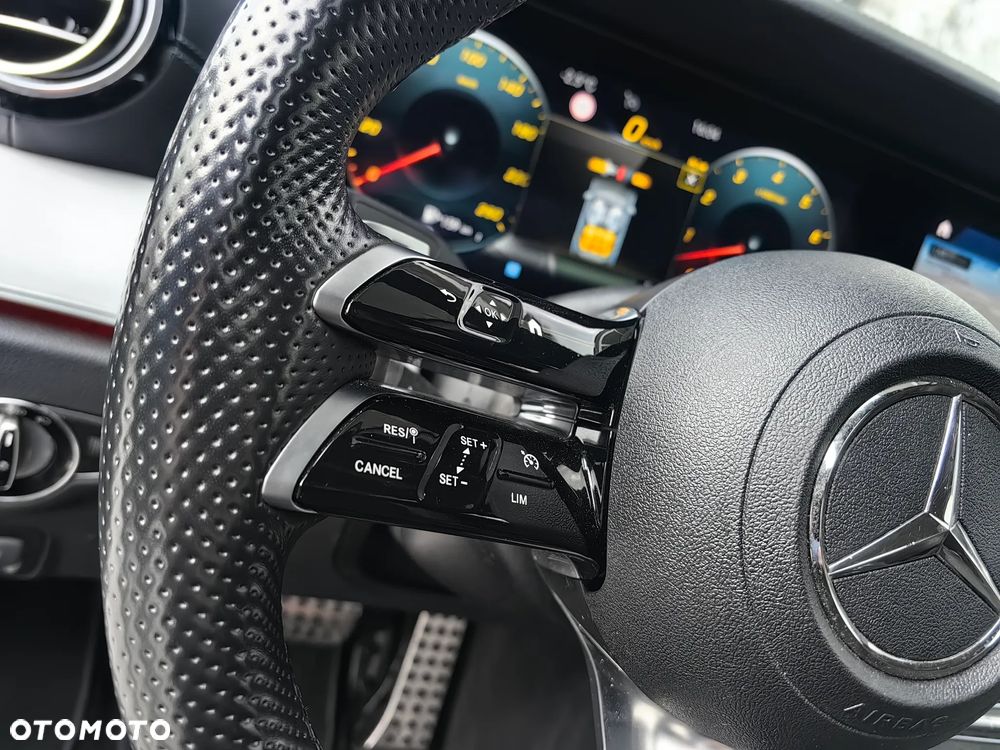 Mercedes-Benz Klasa E 450 4-Matic AMG - 27
