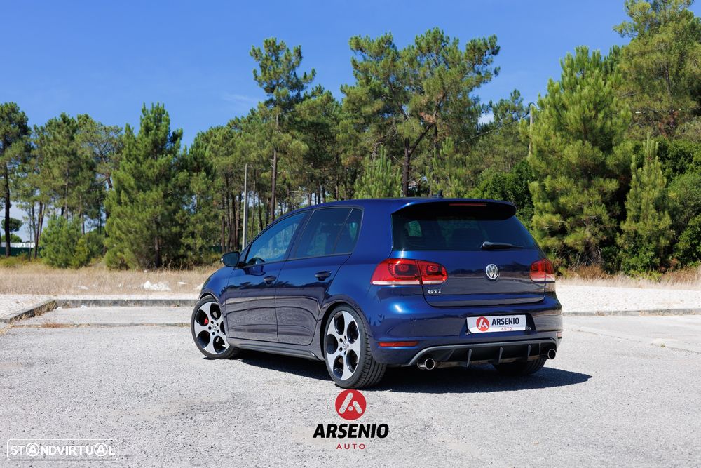 VW Golf 2.0 GTI DSG - 9