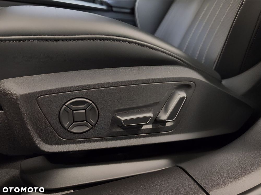 Audi A6 Allroad - 28