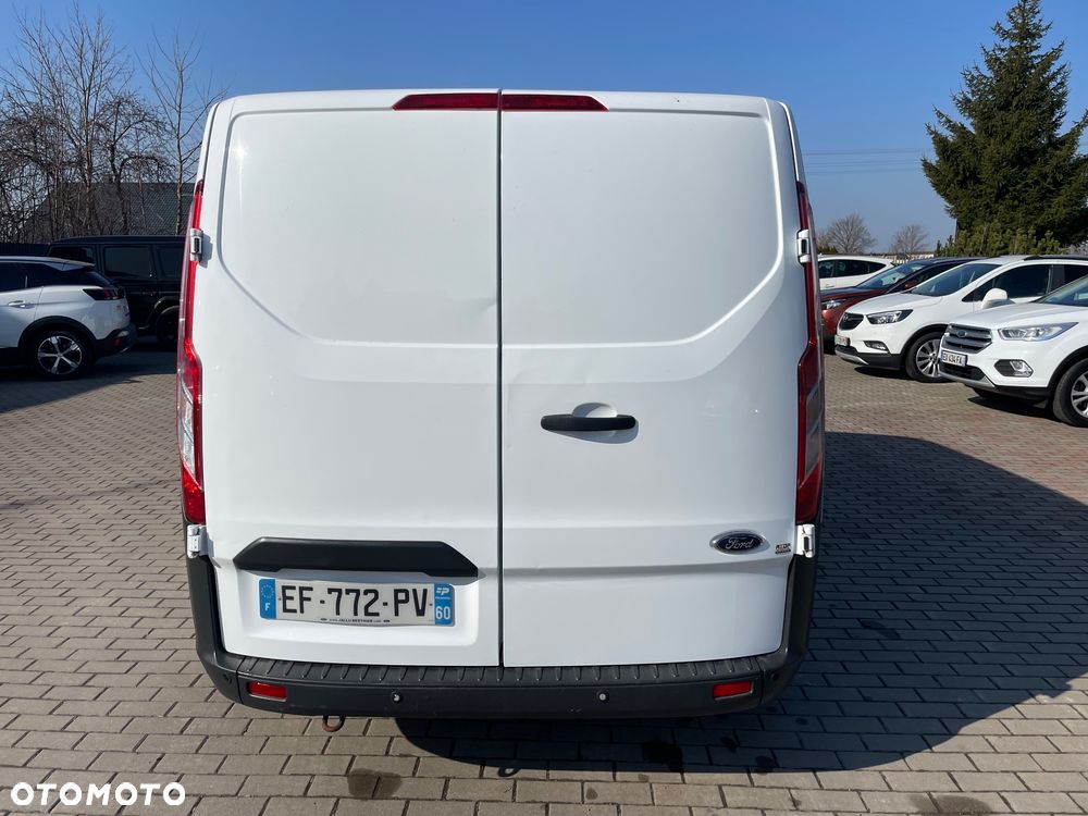 Ford Transit Custom - 10