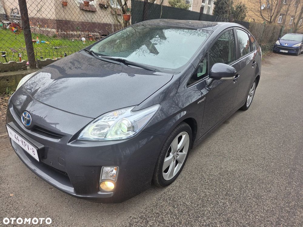 Toyota Prius 1.8 HSD Sol - 15