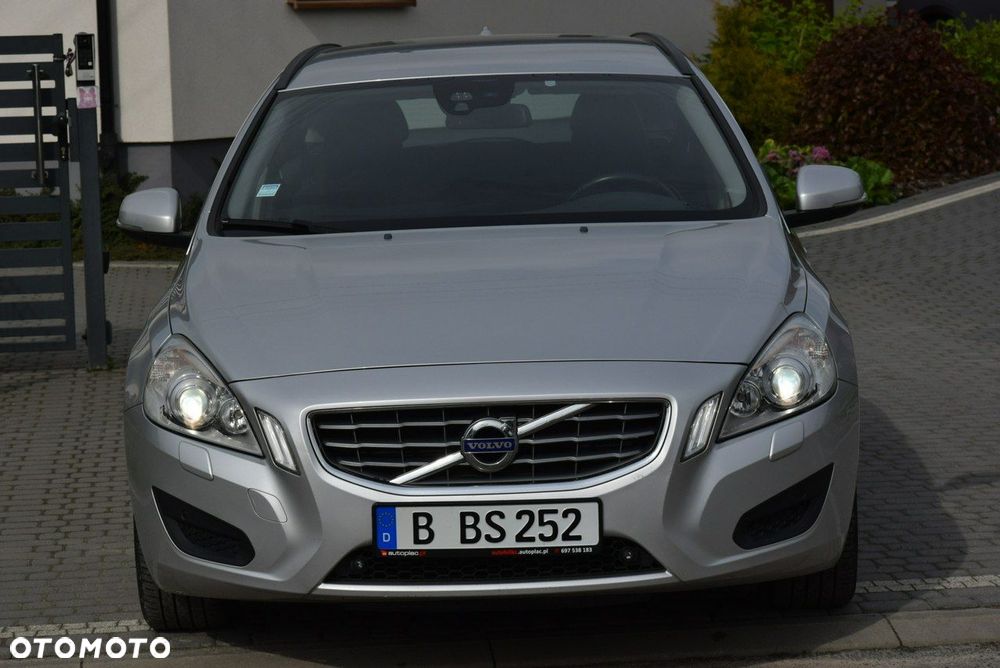 Volvo V60 D4 Momentum - 2