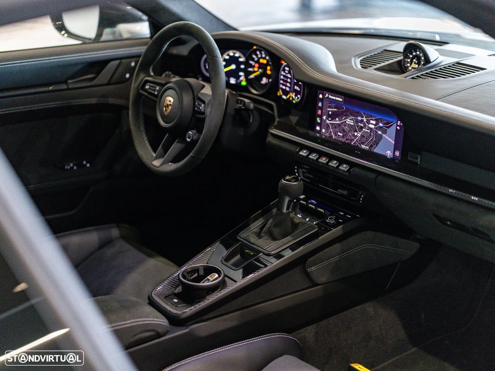 Porsche 911 (992) GT3 PDK - 51