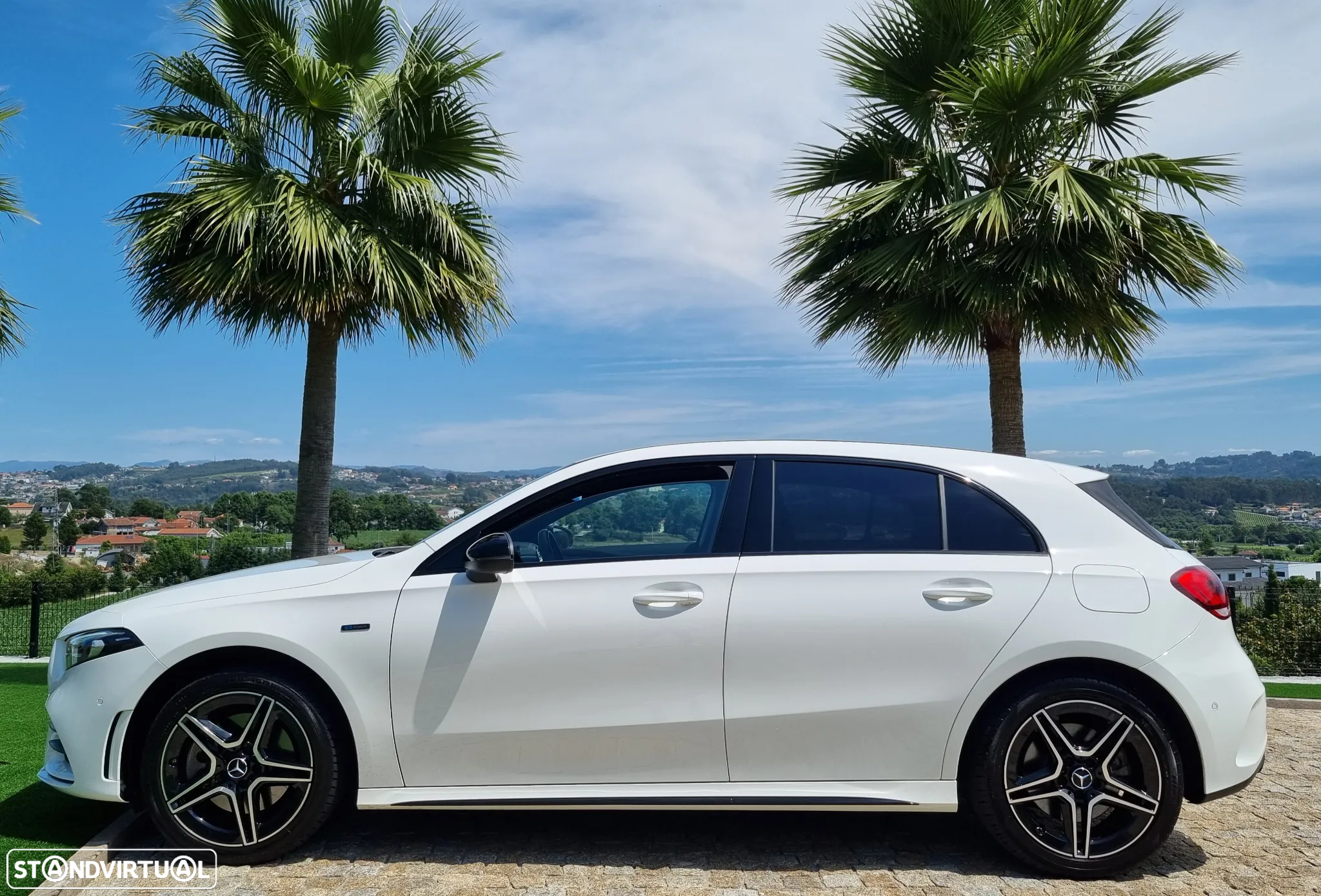 Mercedes-Benz A 250 e AMG Line - 6