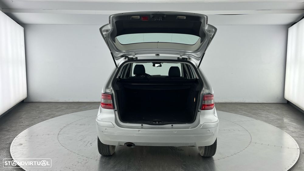 Mercedes-Benz B 180 CDI Autotronic - 8