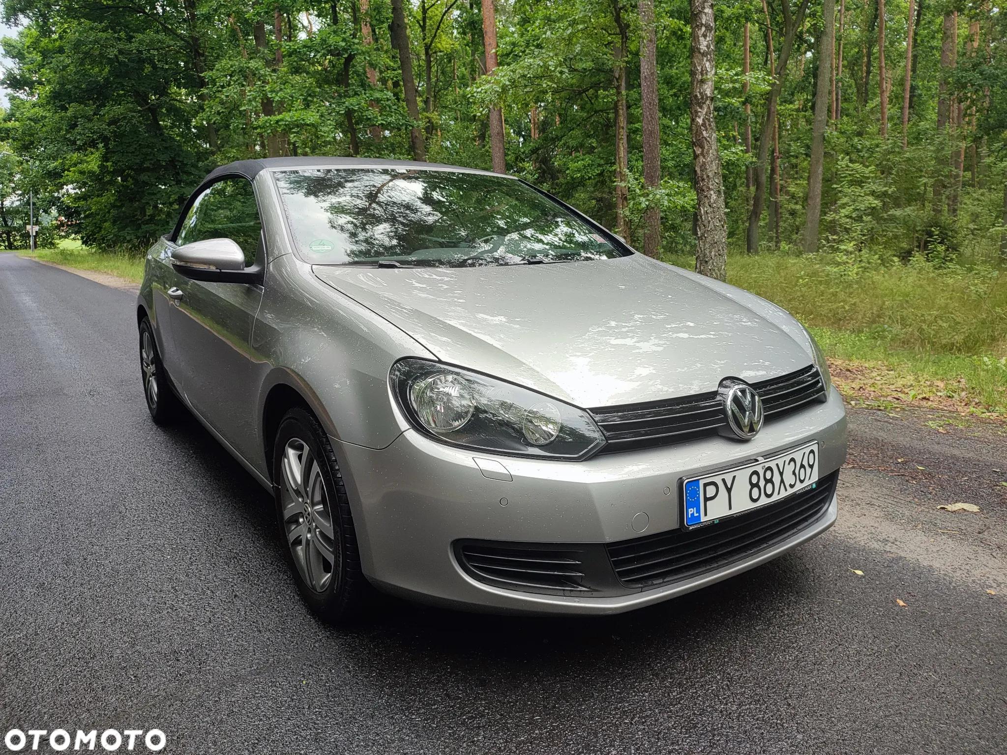Volkswagen Golf Cabrio 2.0 TDI BlueMotion Technology Cup - 23