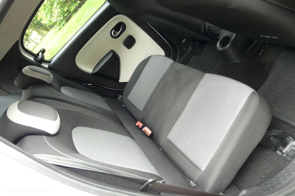 Renault Twingo SCe 70 Intens - 19