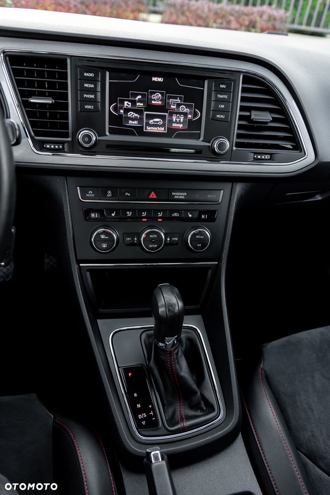 Seat Leon 1.8 TSI FR S&S DSG - 35