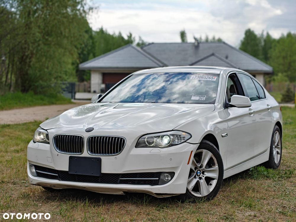 BMW Seria 5 528i Luxury Line - 1