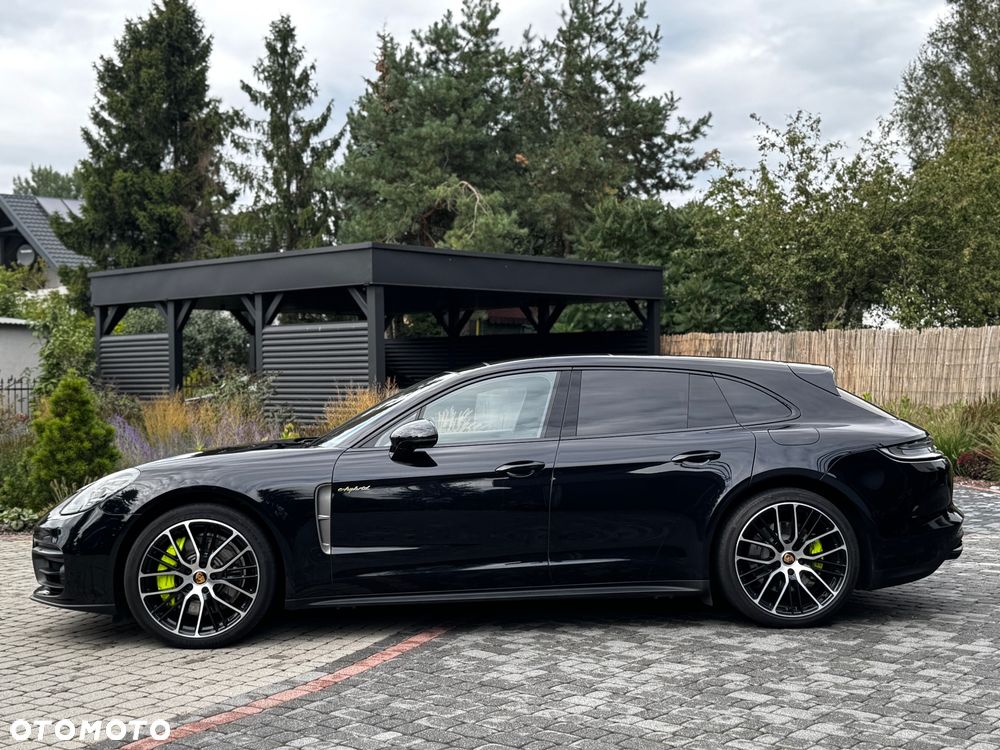 Porsche Panamera 4 E-Hybrid Platinum Edition - 31