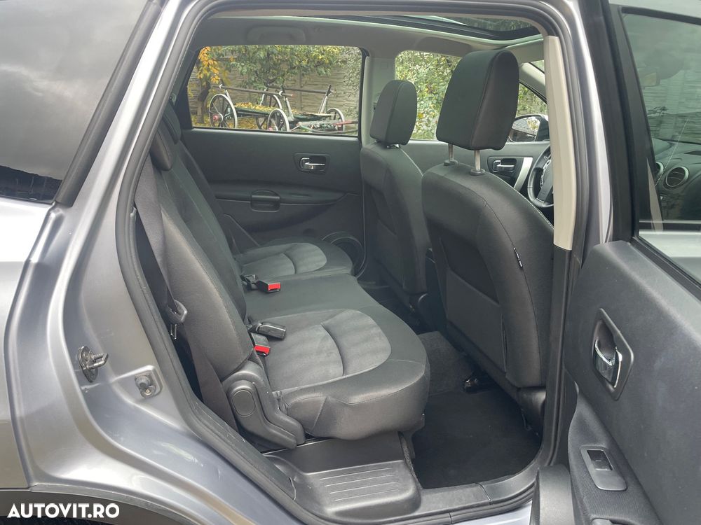 Nissan Qashqai+2 - 17