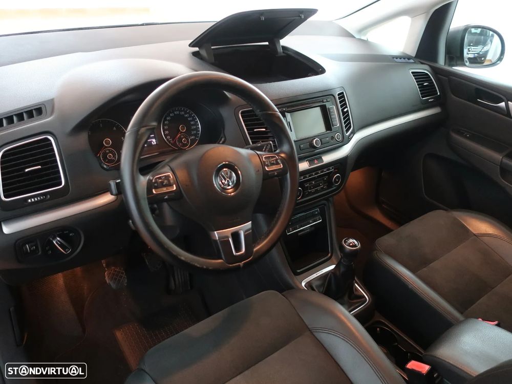 VW Sharan 2.0 TDI Highline 4Motion - 15