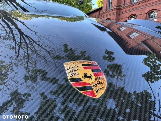 Porsche 718 Cayman GPF GT4 RS PDK - 14