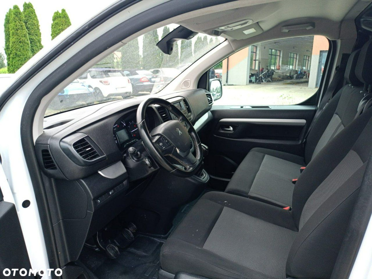 Peugeot Expert - 12